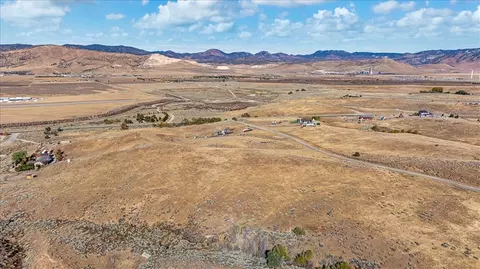 Campbell Court, Tehachapi, CA 93561 photo 9