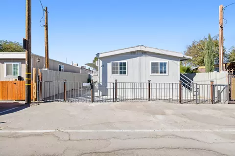6150 E Ave T #20, Palmdale, CA 93552