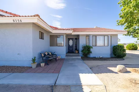 Exterior - 8156 Avenue E 8 W, Lancaster, CA 93536 photo 8 of 10
