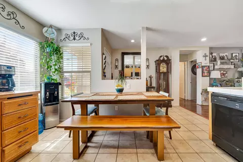 6041 Treehaven Ct, Lancaster, CA 93536 photo 14