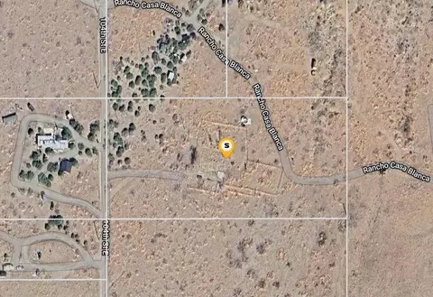 30306 104th St E, Juniper Hills, CA 93543