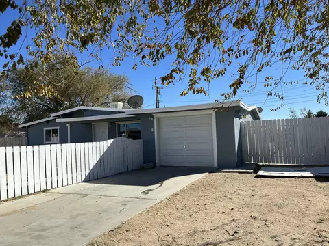 3340 Arthur Ave, Mojave, CA 93501 photo 3