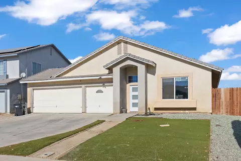 3325 Garnet Ave, Rosamond, CA 93560 photo 2