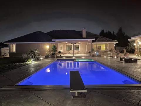 Exterior - 4137 Derby Cir, Lancaster, CA 93536 photo 2 of 13