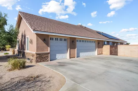 Exterior - 4137 Derby Cir, Lancaster, CA 93536 photo 6 of 13