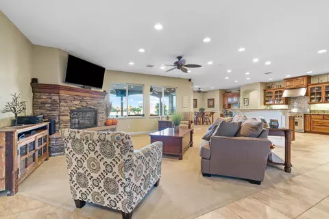 Living - 4137 Derby Cir, Lancaster, CA 93536 photo 1 of 4