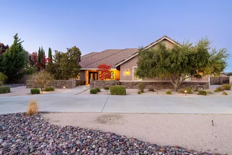 Exterior - 4137 Derby Cir, Lancaster, CA 93536 photo 5 of 13