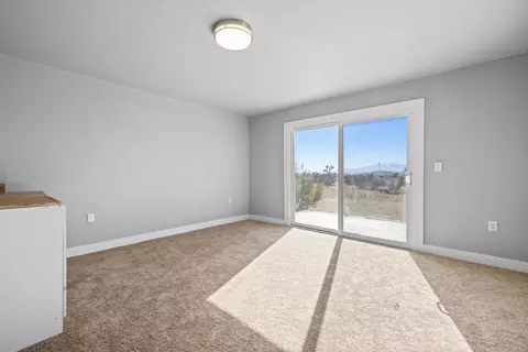 18650 Avenue H E, Lancaster, CA 93535 photo 16