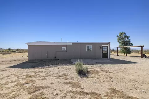 18650 Avenue H E, Lancaster, CA 93535