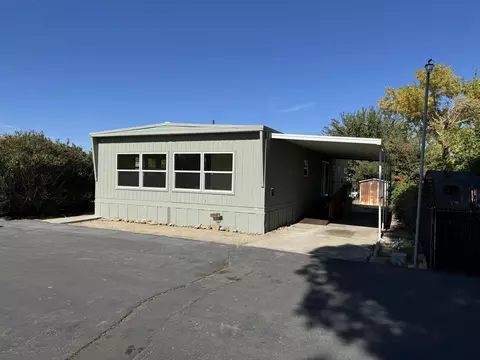 37311 47th St E #124, Palmdale, CA 93552
