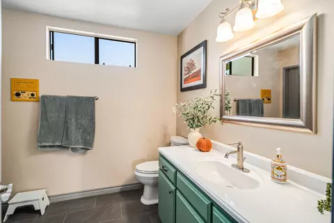 33127 Dorama Ave, Acton, CA 93510 photo 21