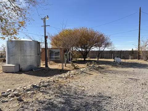46202 30th St E, Lancaster, CA 93535 photo 3