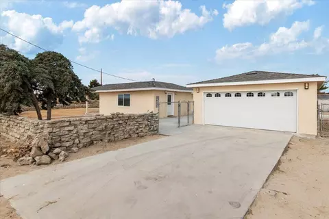 2231 20th St W, Rosamond, CA 93560