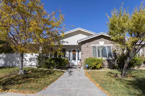 1231 Lumber St W, Lancaster, CA 93534