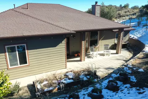24840 Keene Ct, Tehachapi, CA 93561 photo 5