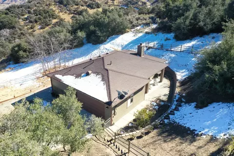 24840 Keene Ct, Tehachapi, CA 93561