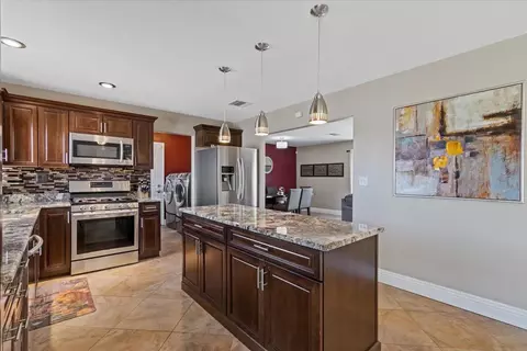 Kitchen - 43708 35th St E, Lancaster, CA 93535 photo 7 of 7