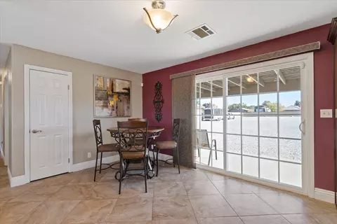 Dining - 43708 35th St E, Lancaster, CA 93535 photo 5 of 5