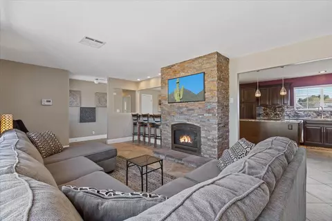 Living - 43708 35th St E, Lancaster, CA 93535 photo 5 of 5