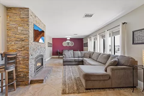 Living - 43708 35th St E, Lancaster, CA 93535 photo 2 of 5
