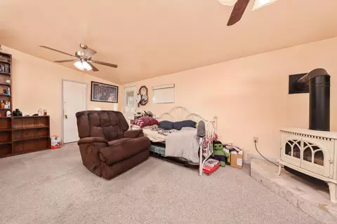 35918 40th St E, Palmdale, CA 93552 photo 17