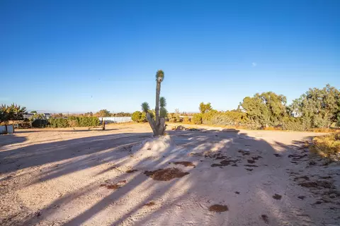 35918 40th St E, Palmdale, CA 93552 photo 35