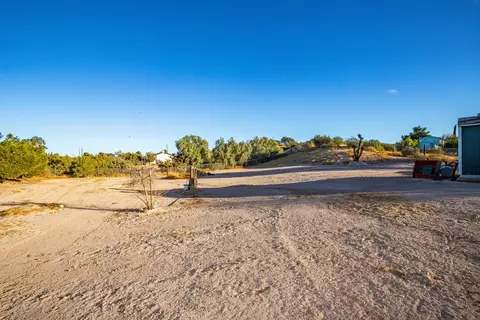 35918 40th St E, Palmdale, CA 93552 photo 38