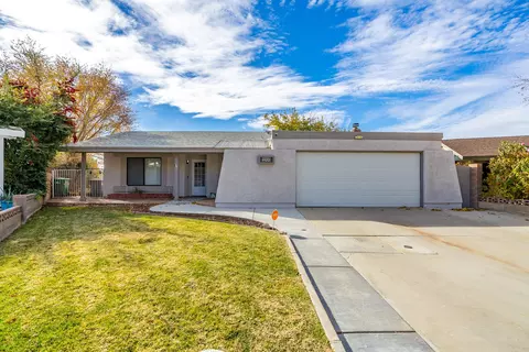 Exterior - 44201 Denmore Ave, Lancaster, CA 93535 photo 3 of 12