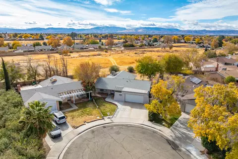 View/Area - 44201 Denmore Ave, Lancaster, CA 93535 photo 5 of 5