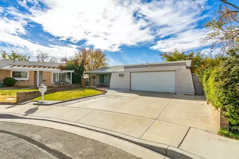 Exterior - 44201 Denmore Ave, Lancaster, CA 93535 photo 1 of 12