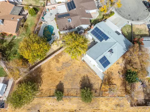 View/Area - 44201 Denmore Ave, Lancaster, CA 93535 photo 2 of 5