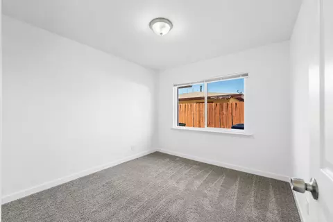 437 Lightcap St, Lancaster, CA 93535 photo 20