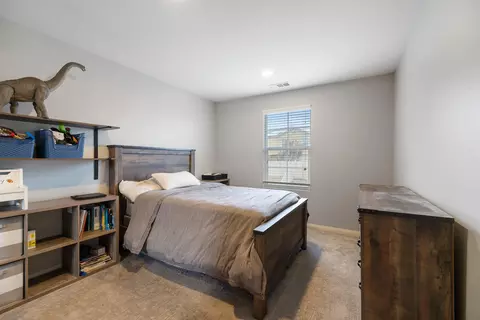 Bedroom - 37531 Citron Pl, Palmdale, CA 93551 photo 3 of 5