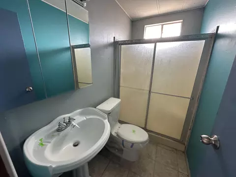 Bath - 1240 Arabian Dr, Tehachapi, CA 93561 photo 2 of 2