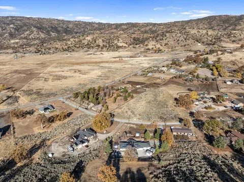 View/Area - 22521 Fargo Way, Tehachapi, CA 93561 photo 7 of 7