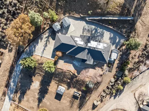 View/Area - 22521 Fargo Way, Tehachapi, CA 93561 photo 1 of 7