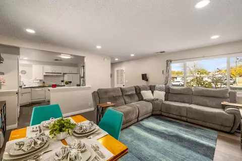 1138 Ave J8 W, Lancaster, CA 93534 photo 3