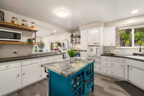1138 Ave J8 W, Lancaster, CA 93534 photo 8