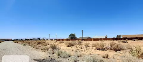8801 Grove Ave, California City, CA 93505