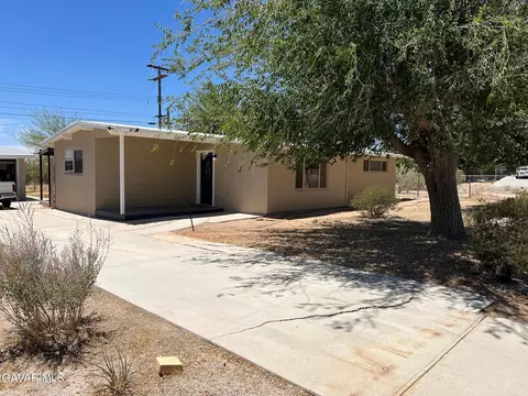 3358 Martin Ave, Mojave, CA 93501