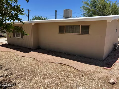 Exterior - 3358 Martin Ave, Mojave, CA 93501 photo 3 of 6