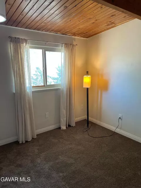 Bedroom - 3358 Martin Ave, Mojave, CA 93501 photo 7 of 8