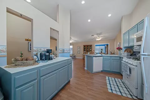 36742 Solvay St, Palmdale, CA 93552 photo 9