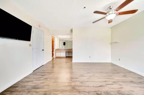 44526 15th St E #10, Lancaster, CA 93535 photo 28