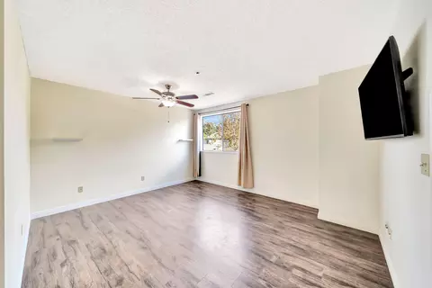 44526 15th St E #10, Lancaster, CA 93535 photo 25