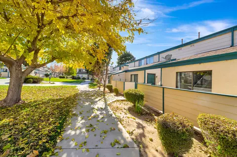 44526 15th St E #10, Lancaster, CA 93535 photo 40