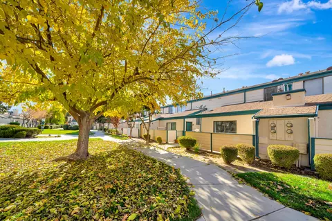 44526 15th St E #10, Lancaster, CA 93535 photo 4