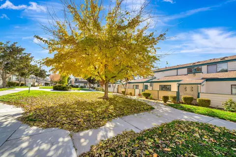 44526 15th St E #10, Lancaster, CA 93535 photo 41