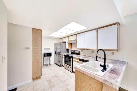44526 15th St E #10, Lancaster, CA 93535 photo 12