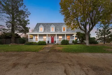 21624 Ives Dr, California City, CA 93505